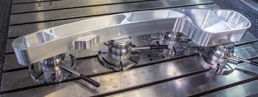 Flexibilné upínacie čapy sú k dispozícii v dvoch verziách: SCHUNK VERO-S SPD-B, ktorý umožňuje kompenzáciu ±1 mm v jednom smere, a SCHUNK VERO-S SPD-C, ktorý kompenzuje v priemere ±1 mm.