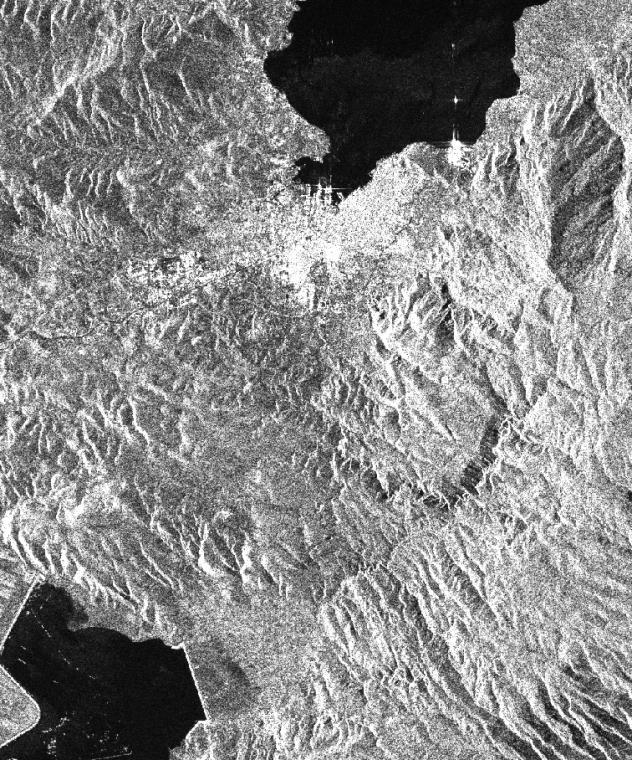 SENTINEL-1 & ΣΥΜΒΟΛΟΜΕΤΡΙΑ φάσης, λοιπόν είναι ανάλογη προς την αμφίδρομη απόσταση (2R) της ακτινοβολίας διαιρούμενη με το μήκος κύματος (λ).