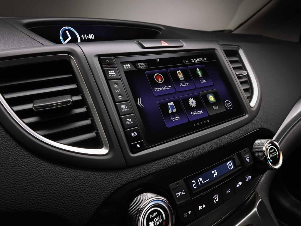 AUDIO A KOMUNIKÁCIA : 11 NEUSTÁLE PRIPOJENIE NEKONČIACA ZÁBAVA PRISPÔSOBENÁ DOMOVSKÁ OBRAZOVKA Prispôsobte si systém Honda CONNECT nahrajte svoju obľúbenú fotografiu a nastavte ju ako tapetu.
