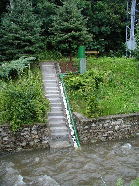 Vodočetná lata