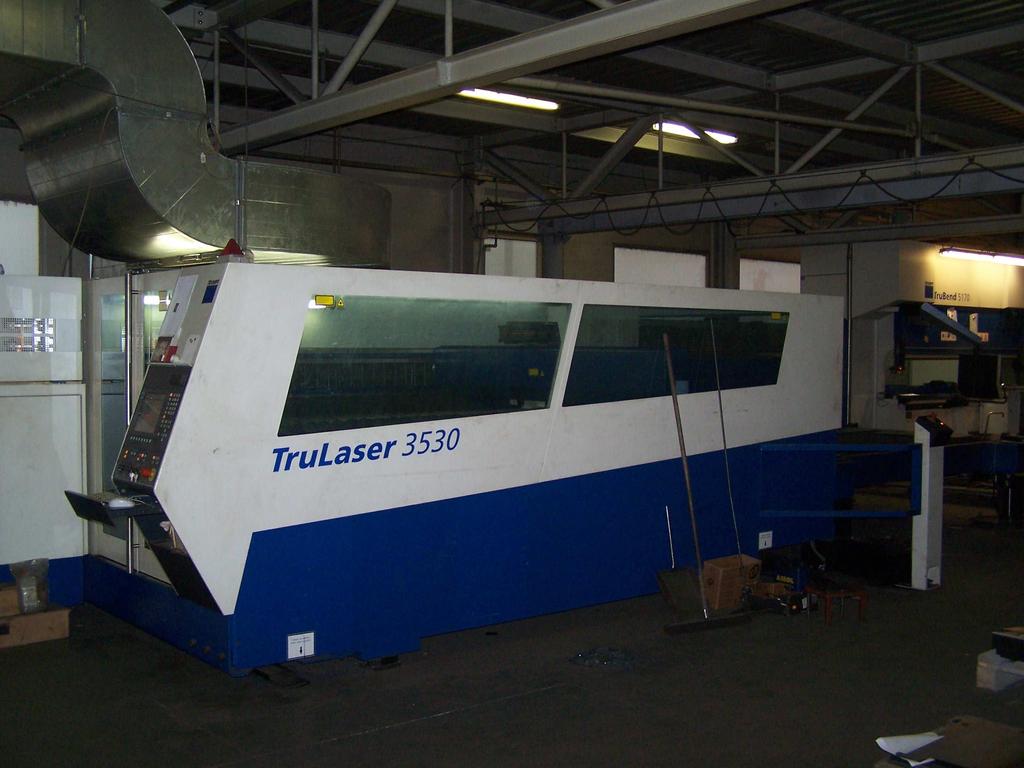 UTB ve Zlíně, Fakulta technologická 50 Obr. 30 Laserové rezacie zariadenie TRUMATIC TC L3530 5.2.