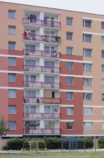 SPRÁVCA BYTOVÝCH DOMOV 3/2012 SYSTÉMY PRE OPRAVY A REKONŠTRUKCIU BALKÓNOV Pre opravy a rekonštrukcie balkónov sme vyvinuli radu výrobkov, ktoré tvoria vzájomne zladený a ucelený systém.