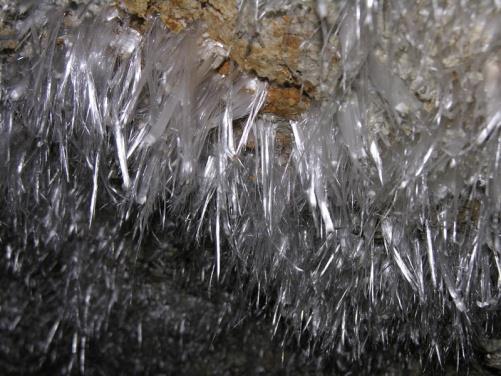 Dolomit CaMg(CO 3 ) 2 Magnezit MgCO