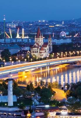 Άφιξη, επιβίβαση στο πούλμαν και αναχώρηση για την πρωτεύουσα της Ουγγαρίας την πανέμορφη Βουδαπέστη. Άφιξη νωρίς το απόγευμα στη Βουδαπέστη, μεταφορά και τακτοποίηση στο ξενοδοχείο.