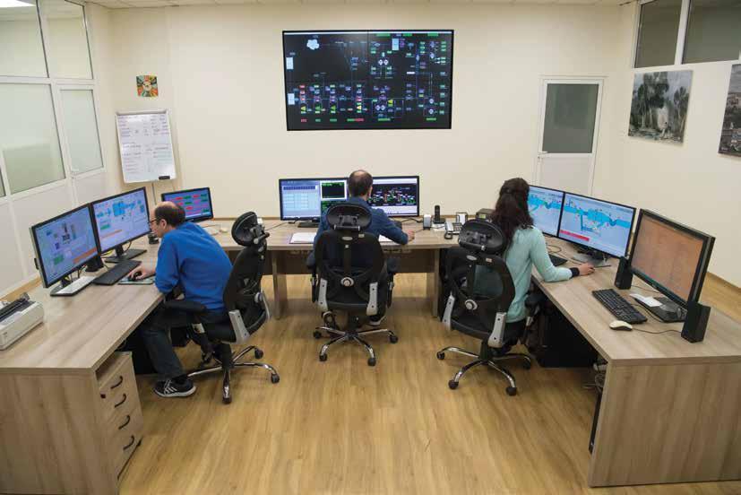 3.1 Απασχόληση Πώς το διαχειριζόμαστε; GRI 103-2 Το ανθρώπινο δυναμικό μας αποτελεί το ισχυρό και συνεχώς εξελισσόμενο πνευματικό κεφάλαιο της επιχειρηματικής μας δραστηριότητας.