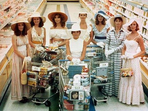 Εικόνα 4.9: The Stepford Wives. Πηγή: (osarena-ταινίες και σειρές για την Τεχνητή Νοημοσύνη, 2016).