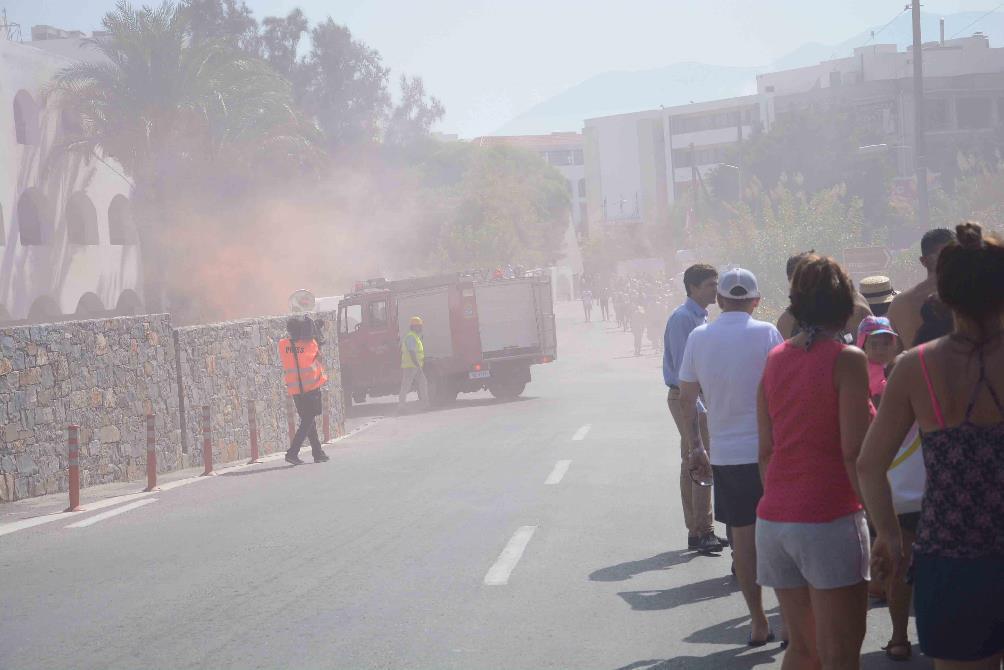 Στην άσκηση επίσης συμμετείχαν: ο Διοικητής Πυροσβεστικής Διοίκησης Ηρακλείου, Αρχιπύραρχος Ιωάννης Μαραγκάκης, ο Περιφερειακός Διοικητής Λιμενικού Σώματος Κρήτης Αρχιπλοίαρχος Αλεξανδράκης Γεώργιος