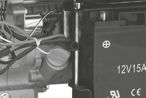 Príprava elektrocentrály na prevádzku VýSTRAHA Pred uvedením centrály do prevádzky si prečítajte celý návod k použitiu a nechajte ho priložený pri centrále, aby sa s ním obsluha mohla znovu zoznámiť.