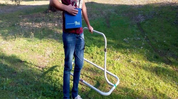 Ο χειρισμός της γίνεται από ένα άτομο που του παρέχει ευκολία ρύθμισης πάνω στην κεντρική μονάδα. Απαιτείτε σταθερή πορεία και ύψος για καλύτερα αποτελέσματα. ΚΕΡΑΙΑ 120Χ120 150X150 180X180 Α.
