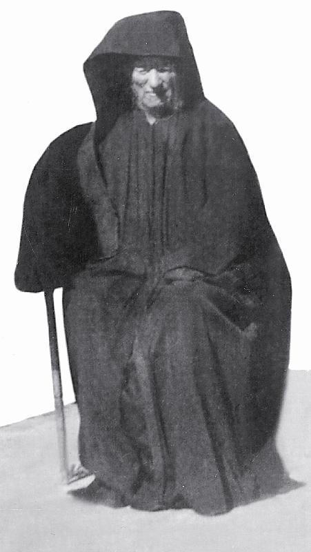 στο όποιο ήταν ιερεύς ο πατήρ Άνθιμος Βαγιανός, ο μετέπειτα Άγιος Άνθιμος. Ο Νικόλαος έφτασε στη Χίο το 1914 σε ηλικία 24 ετών.