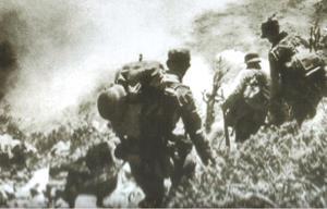 Γεγονότα στο οχυρό Ρούπελ 1916 13 Μαΐου 1916: Προώθηση ΓερμανοΒουλγάρων με 2 συντάγματα στο οχυρό Ρούπελ (οι Έλληνες εκεί με 1