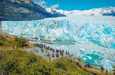 Οι εναλλαγές του λευκού και του γαλάζιου, οι τριγμοί, η αποκόλληση και ο πάταγος από την πτώση όγκων πάγου στη Λάγκο Αργκεντίνo (Λίμνη της Αργεντινής), χαρίζουν μοναδικές στιγμές και σπάνιες