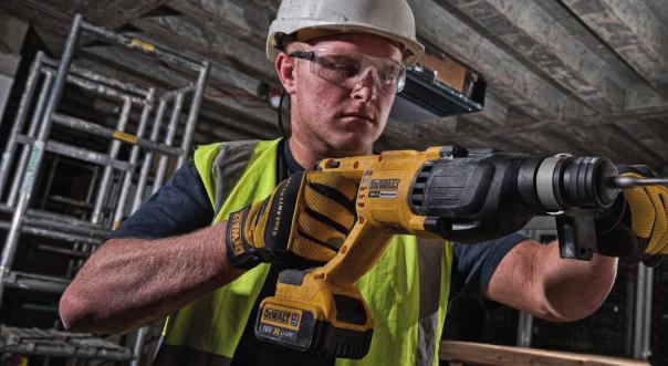 KLADIVÁ SDS- NOVINKA XR FLEXVOLT KLADIVÁ SDS-PLUS Tento rad kladív Perform and Protect ponúka v tejto triede najnižšie vibrácie s hodnotou 8,5 m/s 2, čo minimalizuje únavu obsluhy a súčasne poskytuje
