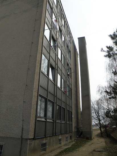 17 Detailné umiestnenie objektu na Hlbokej ulici Ide o starší objekt ubytovňu,
