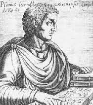 Caius PLINIUS CAECILIUS SECUNDUS MINOR <Plinij Mlajši> (61/62-113 n. št.) zvrst: epistolografija (poleg Cicerona in Seneke Ml.) VITA Rodil se je v Komu (Comum) v severni Italiji.