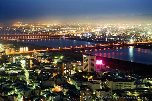 11η ΗΜΕΡΑ: ΚΙΟΤΟ - OΣAKA Μεταφορά οδικώς στην υπερσύγχρονη Οσάκα, την τρίτη μεγαλύτερη πόλη της Ιαπωνίας.