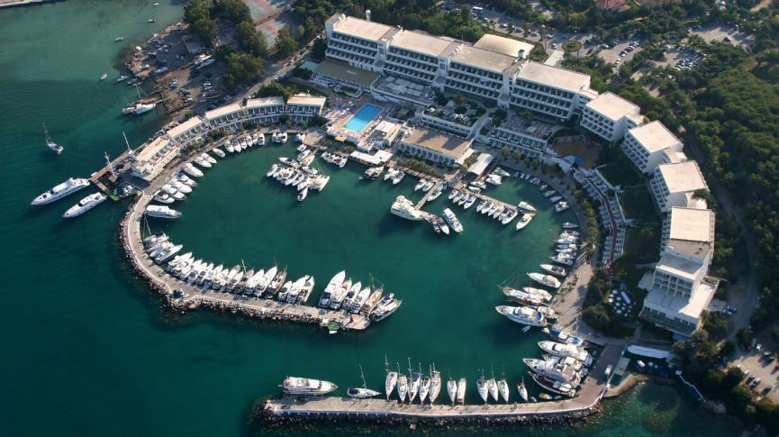 D-Marin Didim Marina Didim, Turkey Η Μαρίνα D-Marin Didim βρίσκεται στα παράλια της Μικράς Ασίας, νότια της ομώνυμης πόλης Ντιντίμ.
