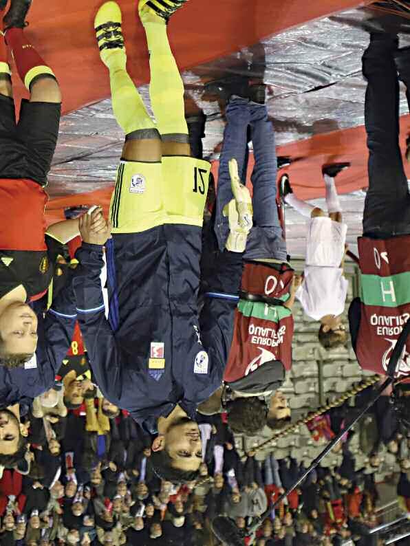 ΚΥΠΡΙΟΙ ΠΟΔΟΣΦΑΙΡΙΣΤΕΣ Προκηρύξεις Πρωταθλήματος Cyta και Κυπέλλου Coca - Cola H Εκτελεστική Επιτροπή της ΚΟΠ προχώρησε, μεταξύ άλλων, στις πιο κάτω αλλαγές στις προκηρύξεις του Πρωταθλήματος Cyta