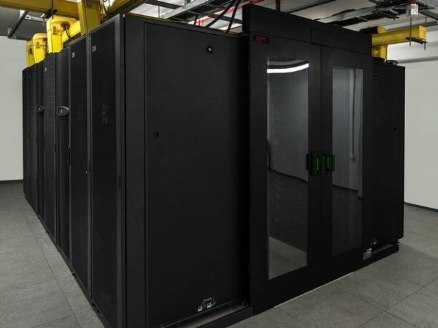 Ενότητα 8 A.R.I.S. Hellas Supercomputer Τι είναι το A.R.I.S. (2/2) Το συνολικό κόστος του ήταν 2,6 εκατ.