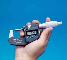 ABSOLUTE DIGIMATIC VYSOKO-PRESNÝ MIKROMETER Umožňuje meranie s rozlíšením 0,1 μm. Tento mikrometer je ideálny pre zákazníkov, ktorí potrebujú vykonávať vysoko presné merania s ručným nástrojom.