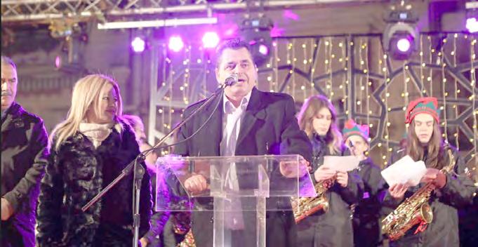 Θεόφιλο Τεληγιανίδη, για τη συνεργασία τους, το Δήμο Ηρωικής Πόλης Νάουσας και το Επιμελητήριο Ημαθίας για τη στήριξή τους, τους ζαχαροπλάστες της Νάουσας, τους φορείς και τους εθελοντές που