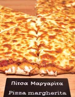 2.20 Ελιωτή με πορτοκάλι 2.20 Olive orange pie Παραδοσιακή ελιωτή 2.10 Traditional olive pie Μηλόπιτα Apple pie 2.20 Κύφιλλο 2.