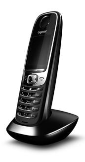 Dodatna oprema Dodatna oprema Razširite vaš Gigaset v brezžično naročniško centralo: Prenosna enota Gigaset C620H u Udobno prostoročno telefoniranje v najboljši kakovosti u 1,8 TFT barvni