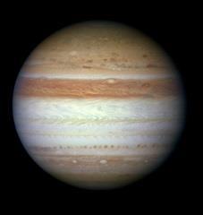 VRTENJE JUPITRA Tajda Horvat in Darko Kolar Gimnazija Murska Sobota Peti planet od Sonca, Jupiter, je zagotovo tudi eden izmed najlepših objektov, ki jih je možno opazovati že z navadnim daljnogledom.