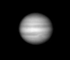 Metode in meritve Fotografije, ki smo jih prejeli iz Astronomskega observatorija na Golovcu, smo obdelali s pomočjo programa MaxImDL4.