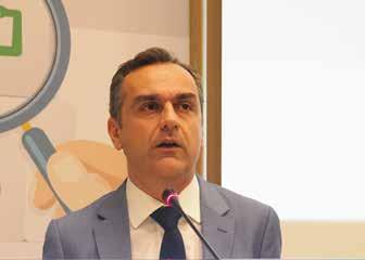 Δήμος-Δημήτριος Μητσικώστας, πρόεδρος Ελληνικής Εταιρείας Κεφαλαλγίας, αναπληρωτής καθηγητής Νευρολογίας ΕΚΠΑ, επισήμανε ότι «Με νέα φάρμακα για την αντιμετώπιση της ημικρανίας ενισχύεται η φαρέτρα
