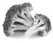 Oporavak sportista Brokoli regenerator srca Ova biljka se ističe bogatstvom proteina, kalcijuma i vitamina C.