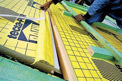 Využitie - Jej bežné využitie je na zateplenie striech, ale aj ostatných častí domu či už v interiéri alebo exteriéri. Jej aplikácia je rýchla a je možné izolovať obtiažne dostupné miesta Obr.