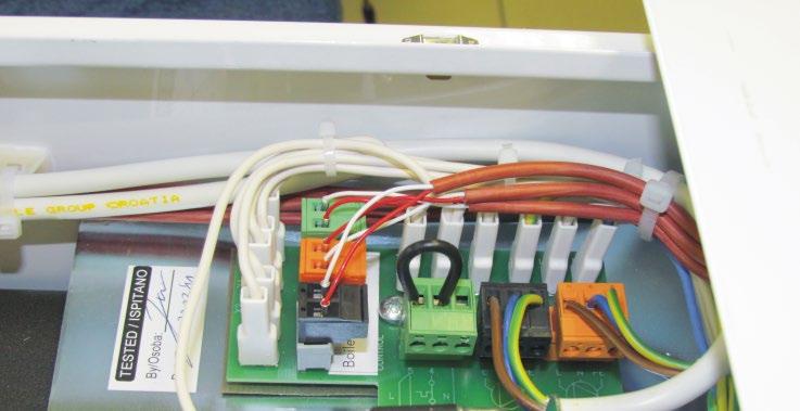 3.4. Priključenje sobnog termostata Kotao TERMO-Kombi ima predviđene stezaljke za spajanje sobnog termostata.