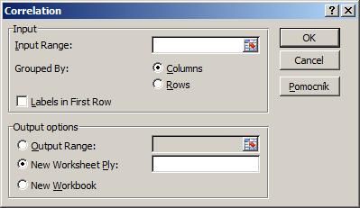 Po otvorení okna Correlation zadáme do poľa Input Range oblasť skúmaných premenných. Zadefinujeme, či sú údaje zoskupené v stĺpcoch ( Columns ) alebo v riadkoch ( Rows ).