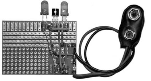 Fig. 68: Aproximativ în acest fel ar trebui să arate circuitul finalizat. Stimaţi clienţi! Acest produs a fost fabricat conform cu normele CE în vigoare şi de aceea are ştampila CE.