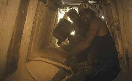 Journeyman Pictures, UK Kimberley Anwen Warner t. +44 208 398 4616 films@journeyman.