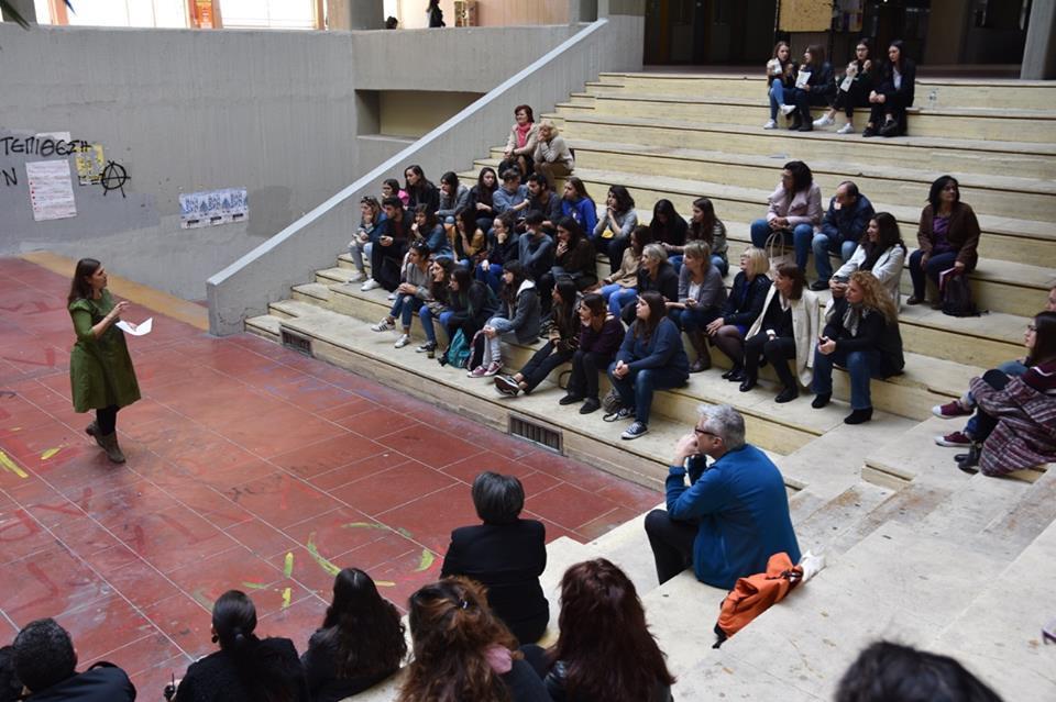 Από την εκδήλωση υποδοχής των πρωτοετών Ο θεατρολόγος και υποψήφιος διδάκτωρ του