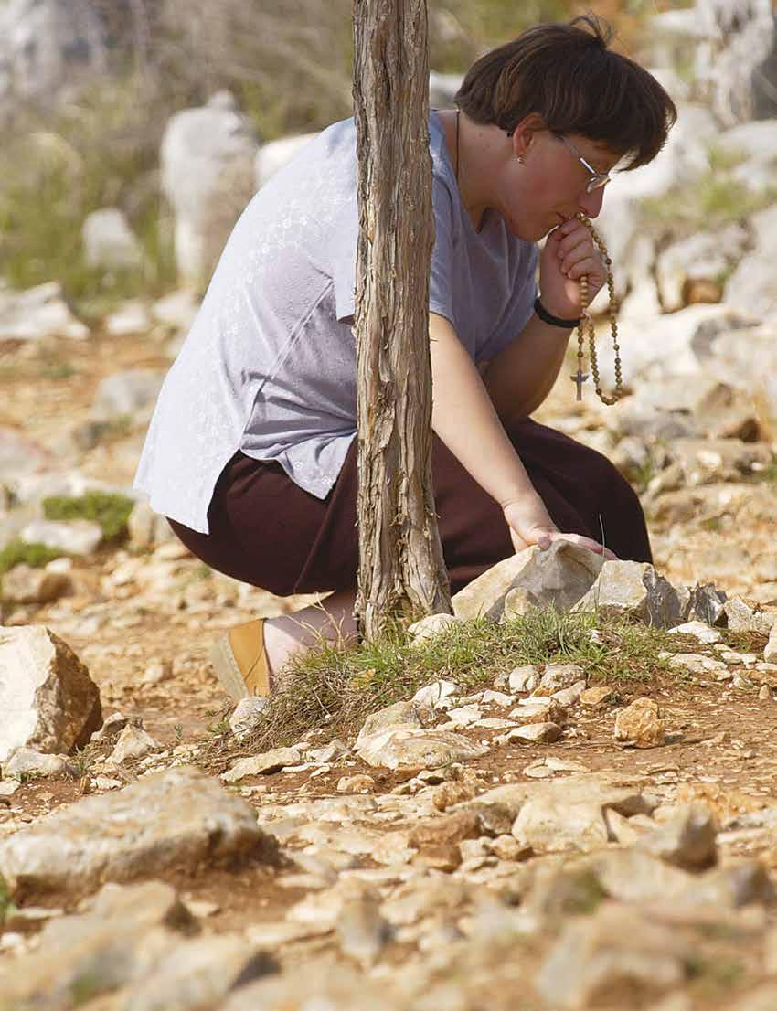 Gospina škola Arhiv ICMM ZDRAVO MARIJO Dva biblijska pozdrava sadržana u Zdravo Mariji Molitva krunice jedna je od prvih velikih želja Kraljice Mira.