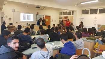 21/03/17 Διάλεξη με θέμα ο κόσμος της εργασίας από την Σύμβουλο Επαγγελματικού Προσανατολισμού του σχολείου μας κ. Άννα Σοφοκλέους.