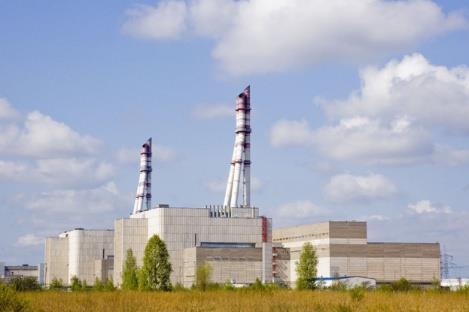 Energijos aprūpinimo problematika LR 2009/12 uždaryta Ignalinos AE Kokios galimos alternatyvos? Biokuro gamyba Hidroenergetika Vėjo energetika Saulės energetika.
