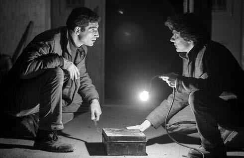 Eιδικές προβολές / Thessaloniki IFF-2015 110 The Treasure [Ο θησαυρός / Comoara] Σκηνοθεσία-Σενάριο/Direction-Screenplay: Corneliu Poromboiu Φωτογραφία/Cinematography: Tudor Mircea Μοντάζ/Editing:
