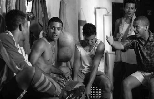ID # 202 Thessaloniki IFF-2015 / Currents Hopefuls [Φερέλπιδες / Aspirantes] 113 Σκηνοθεσία/Direction: Ives Rosenfeld Σενάριο/Screenplay: Ives Rosenfeld, Pedro Freire Φωτογραφία/Cinematography: Pedro