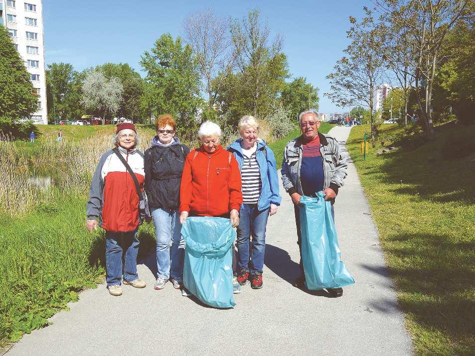 PETRŽALSKÉ NOVINY 26. 5. 2017 13 dala ich triedna učiteľka Renáta Macákova, o úsek sa starajú počas celého roka niekoľkokrát, majú ho totiž spolu s ďalšími školami adoptovaný.
