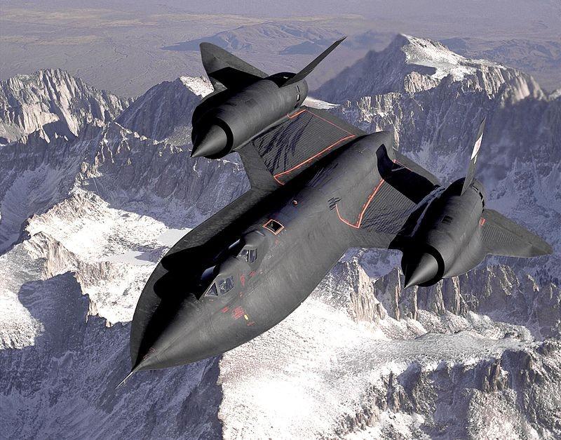 Διάταξη Εισαγωγής του Lockheed SR-71 Blackbird Lockheed SR-71 Blackbird Κινητήρας: 2 Pratt & Whitney J58-1 continuousbleed afterburning turbojets, 34,000 lbf (151 kn) έκαστος Μέγιστη ταχύτητα: Mach 3.