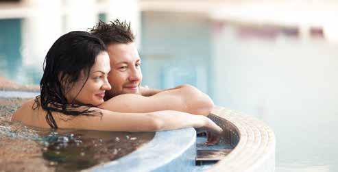 În plus, la Danubius Health Spa Resort te poți bucura de terapiile Spa (masaje cu pietre vulcanice, împachetări, băi aromatice etc.).