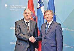 Predsednik vlade Miro Cerar poziva koalicijska partnerja DeSUS in SD, naj skupaj s SMC stopita po poti modernizacije zdravstva.