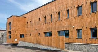 Spôsoby zateplenia Spôsoby zateplenia obvodových stien objektov Obvodová konštrukcia so zatepľovacím systémom sa skladá z nosnej časti a tepelnoizolačnej vrstvy.