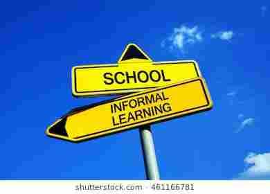 Άτυπες Μορφές Εκπαίδευσης Η άτυπη μάθηση υπερτερεί της τυπικής που παρέχεται μέσα από τα αναλυτικά προγράμματα σπουδών, διότι μπορεί: να