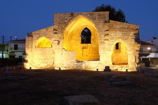 Η ΑΓΙΑ ΣΟΦΙΑ ΤΗΣ ΙΠΠΟΒΟΤΟΥ ΑΝΔΡΑΒΙΔΑΣ ΕΚΚΛΗΣΙΑ- ΒΟΥΛΕΥΤΗΡΙΟ ΚΑΙ ΔΙΚΑΣΤΗΡΙΟ ΤΩΝ ΦΡΑΓΚΩΝ Τορνέζιο Στην Ηλεία, τα πλούσια προϊόντα της γόνιμης γης της περιοχής μας, με τα εργατικά χέρια των