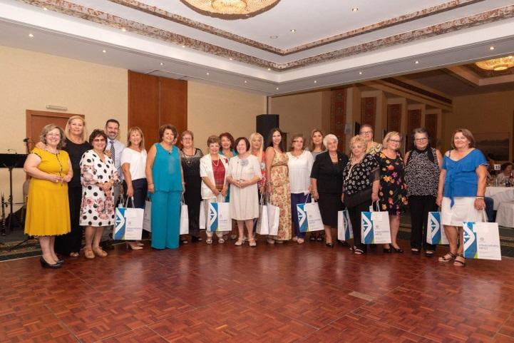 !! Πάνω από 350 άτομα, δϊςανε ζνα δυνατό παράδειγμα ςε όλον τον κόςμο, 17 workshops με χρθςτικζσ πλθροφορίεσ για τθν "ψυχι και το ςϊμα", παρουςιάςτθκε ο "οδθγόσ υποςτιριξθσ & δικαιωμάτων των
